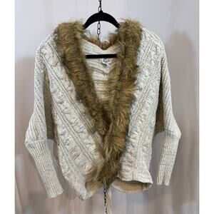 Womens Cable Knit Dolman Sleeve Cardigan By Military Hippie w/Fur Collar